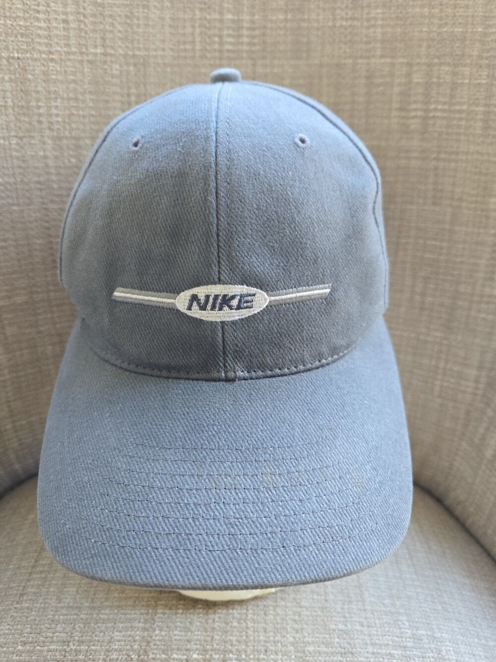 Vintage NIKE Hat Snapback Cap Center RARE 90s Grey